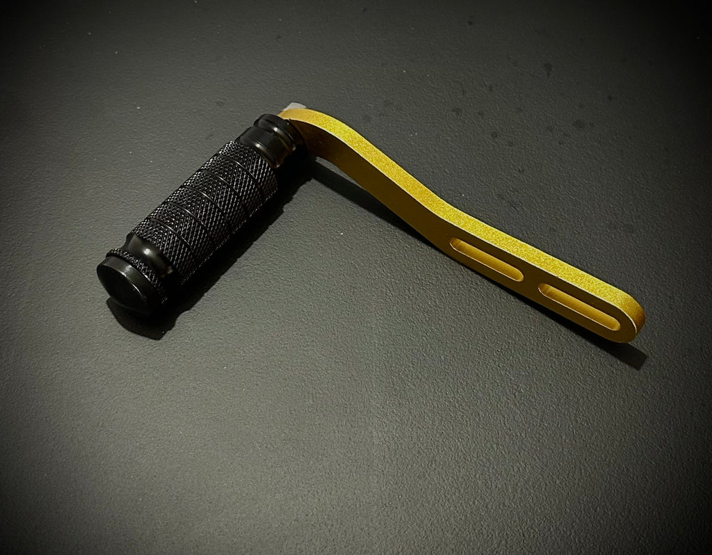 ETM RTR/RIZZLER REPLACEMENT SHIFTLOCK BRACKET (NO PEG)