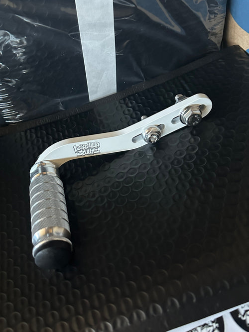 ETM RTR/RIZZLER REPLACEMENT SHIFTLOCK BRACKET (NO PEG)