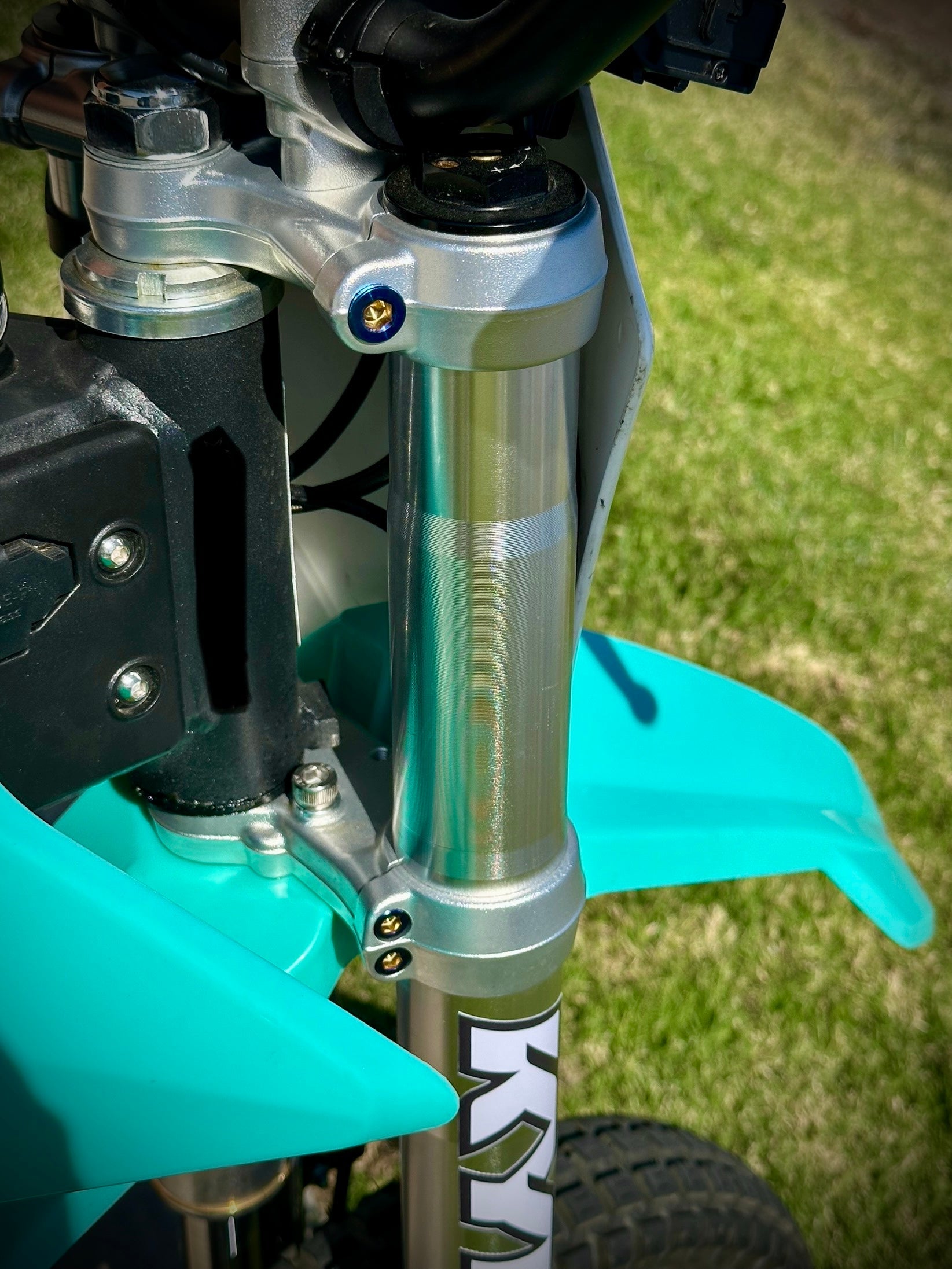 ETM RTR/RTR LITE GR-5 TITANIUM BOLTS