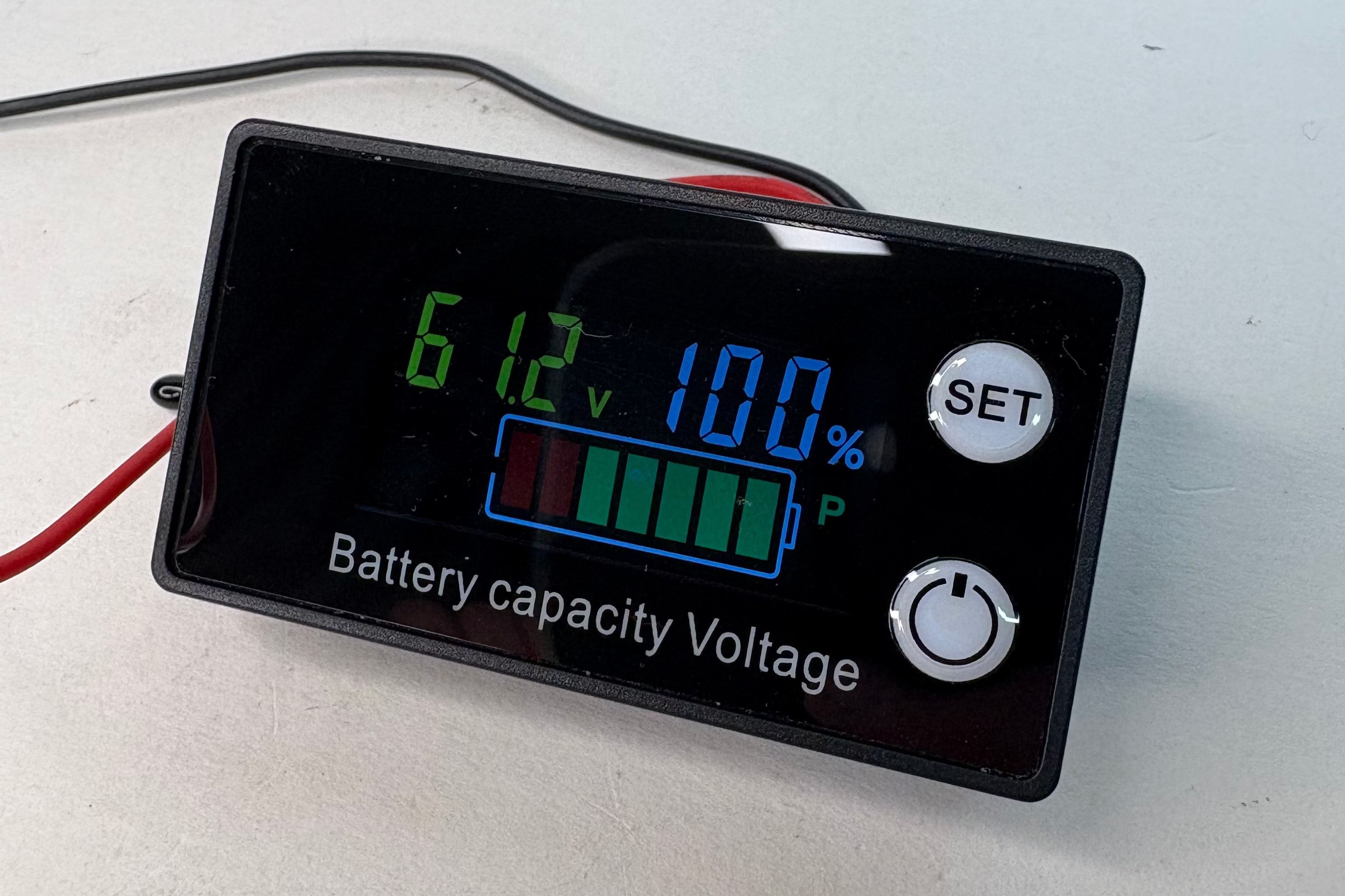 FARDRIVER plug-in-play voltage display kit
